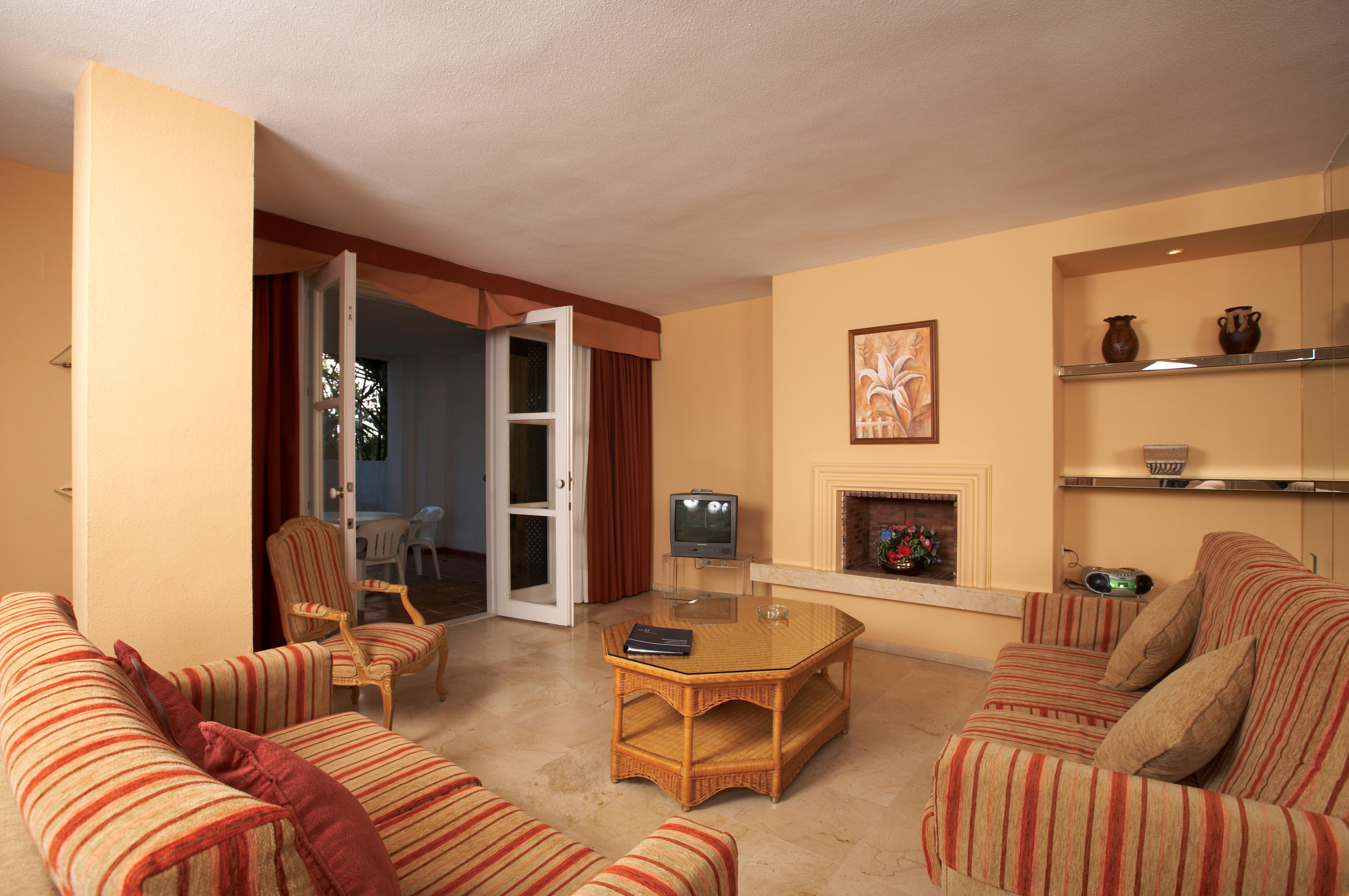Aparthotel Ona Alanda Club